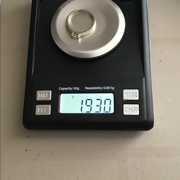 14K White Gold Ring with Diamond Size 5 - Picture 8 of 9